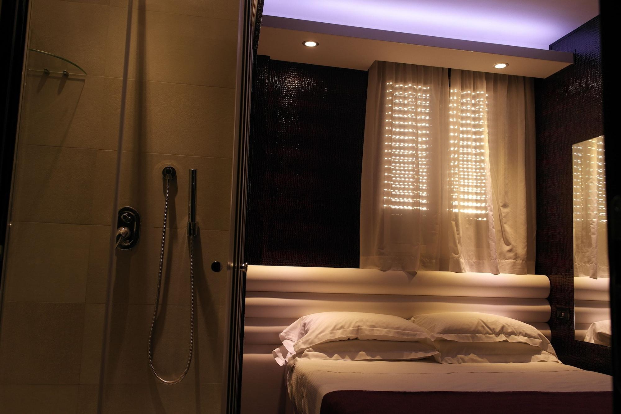 Kleopatra Design Hotel Napoli Ngoại thất bức ảnh