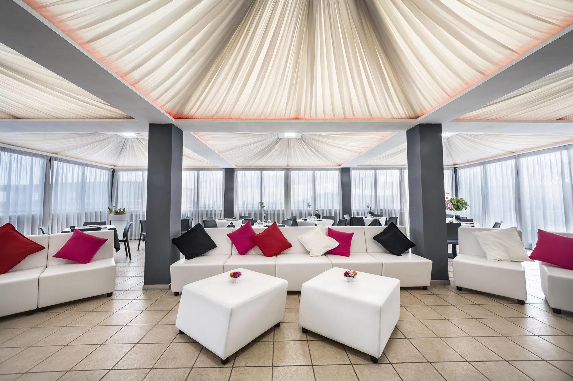 Kleopatra Design Hotel Napoli Ngoại thất bức ảnh