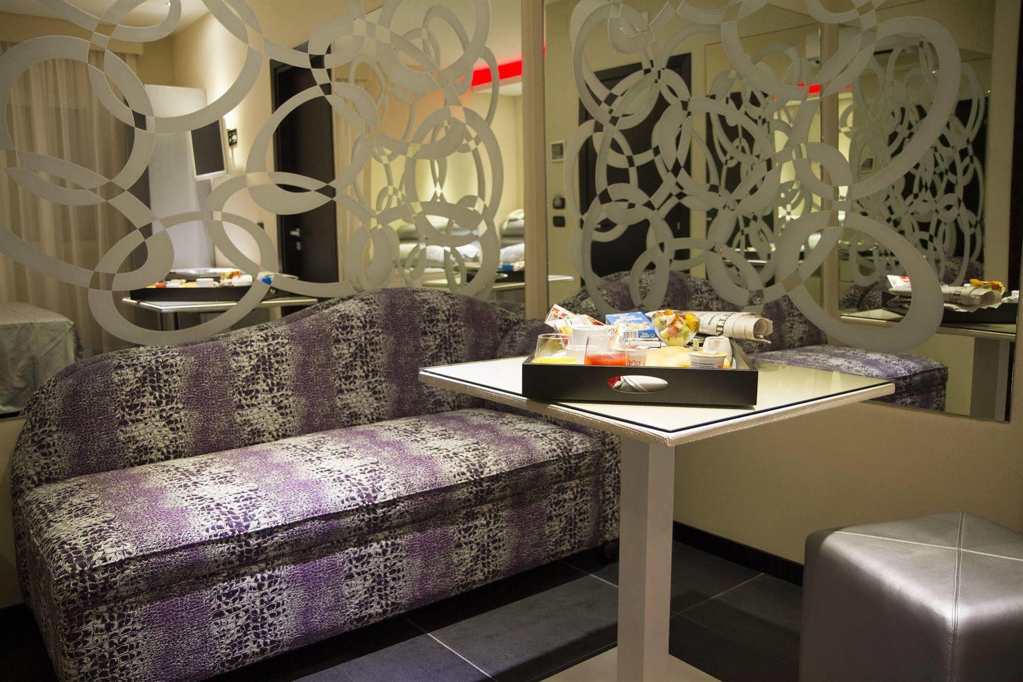 Kleopatra Design Hotel Napoli Ngoại thất bức ảnh