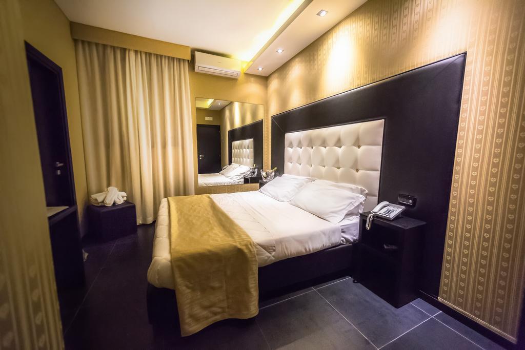 Kleopatra Design Hotel Napoli Ngoại thất bức ảnh