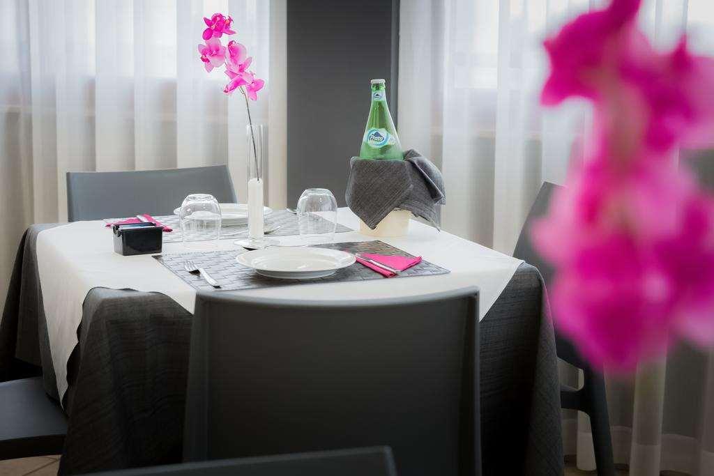 Kleopatra Design Hotel Napoli Nhà hàng bức ảnh